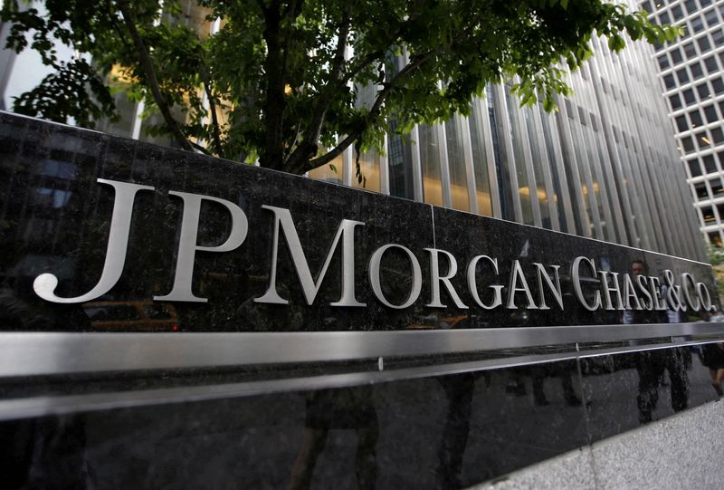 J.P.Morgan predicts a mild U.S. recession next year