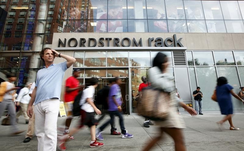 Nordstrom shares down 4%, while Q3 results beat estimates