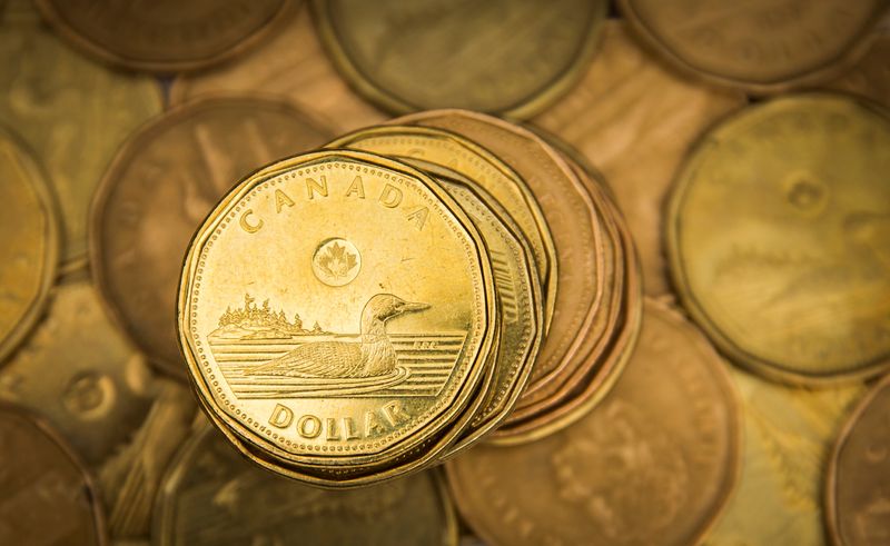 Canada posts C$1.72 billion surplus over first six months of 2022/23