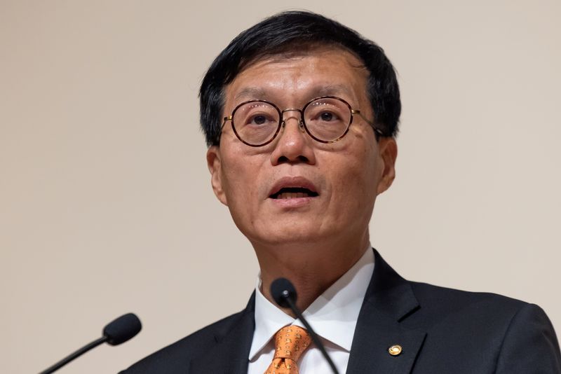 Bank of Korea working hard to ensure economy's soft landing -governor