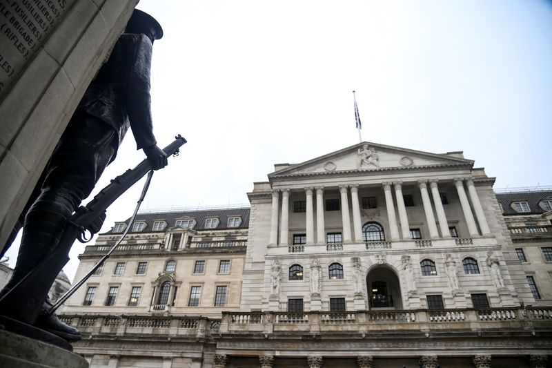 BoE's Pill sees risk of persistent inflation, even if gas price fall