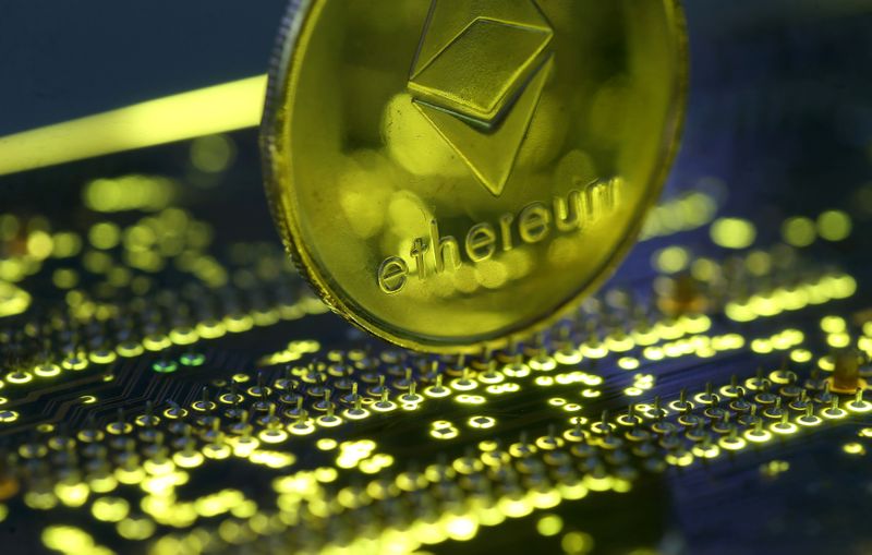 Ethereum ‘shark’ accumulation, Shanghai hard fork put $2K ETH price in play 
