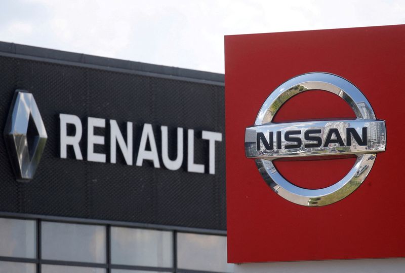 Nissan directors endorse steps to reach deal with Renault-sources