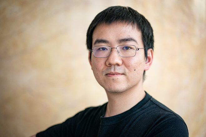 Chân dung Wu Jihan, tỉ phú sáng lập ra công ty chuyên cung cấp máy đào bitcoin nổi tiếng thế giới /// Ảnh Bloomberg