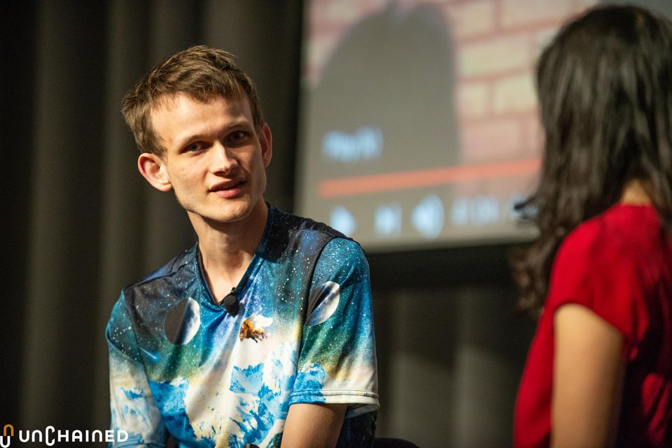 Vitalik Buterin thăm dò ý kiến: 60% phản đối đảo ngược giao dịch Ethereum