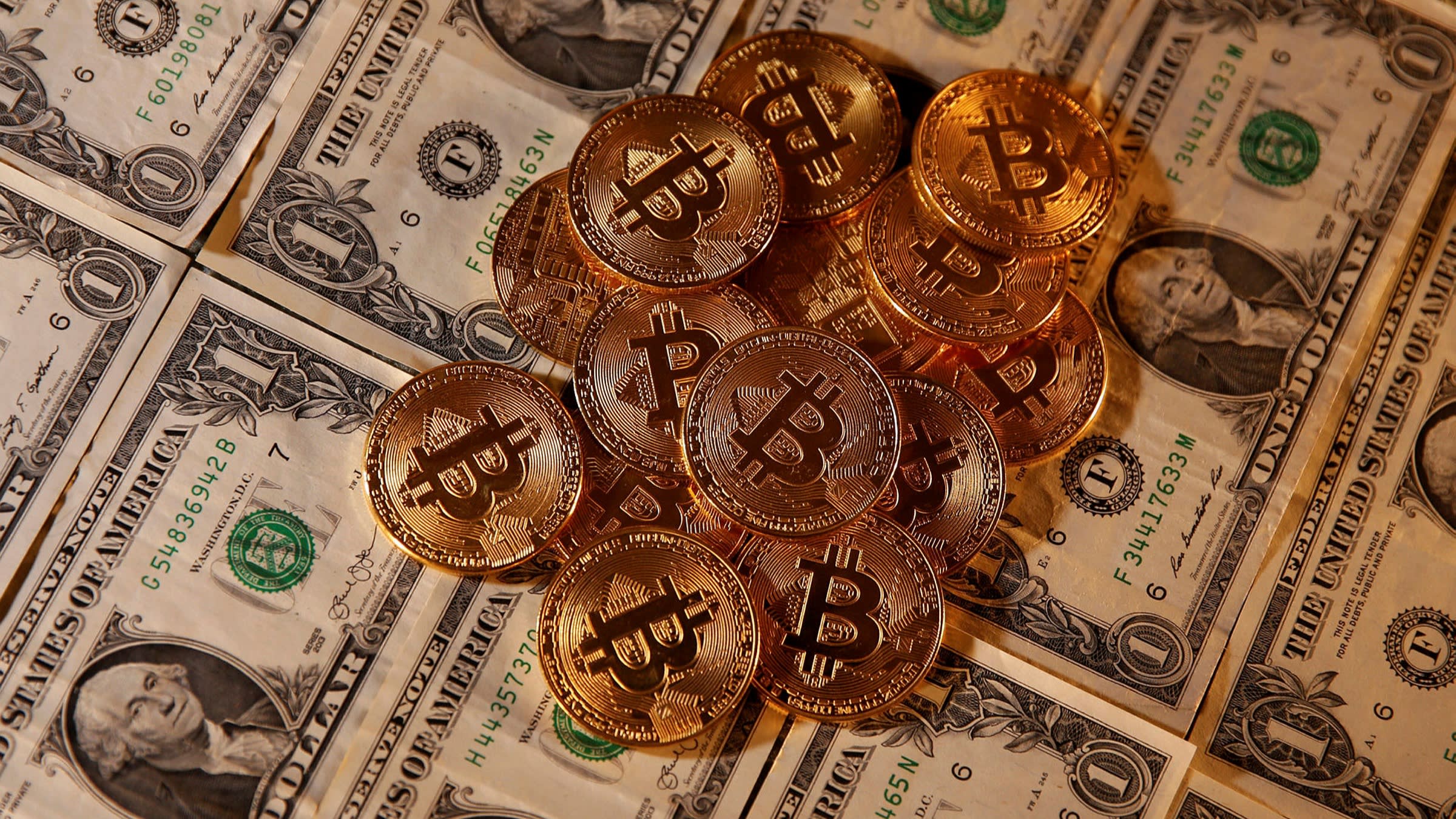 Bitcoin giảm mạnh 1.000 USD trong vài giờ, trader đã nhanh tay bắt đáy