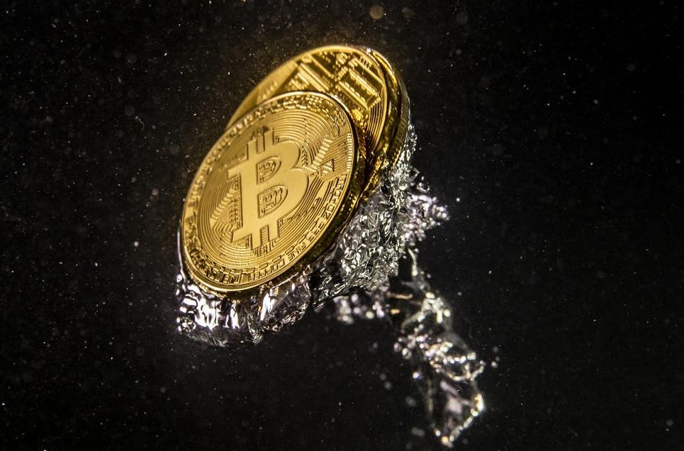 Bitcoin tiếp tục giảm dưới 9.000 USD và nỗ lực bảo vệ vùng hỗ trợ quan trọng