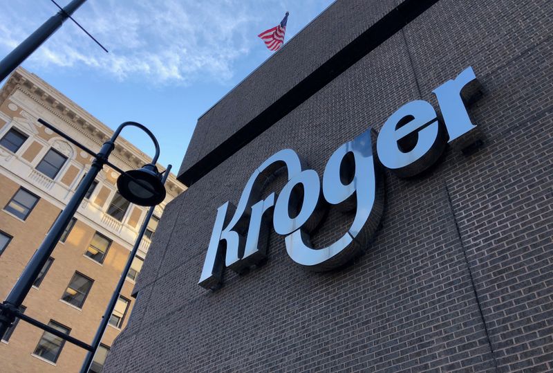 Kroger says average hourly rate to reach $21 with benefits