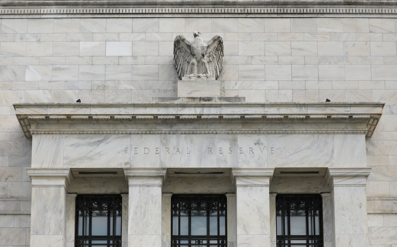 Bullard Says High Inflation May Call for Fed Liftoff Next Year