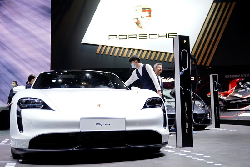 Porsche to set up joint venture with German battery maker