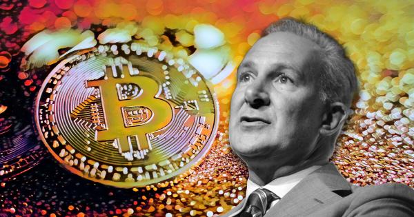 Bọ vàng Peter Schiff tiết lộ mức giá Bitcoin mà ông sẽ mua