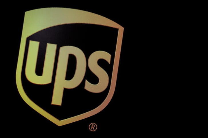 UPS beats profit estimates on online delivery momentum
