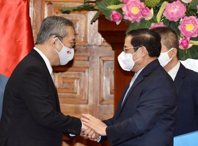 Thủ tướng đề nghị Nhật Bản tiếp tục hỗ trợ, nhượng lại vắc xin Covid-19 cho Việt Nam