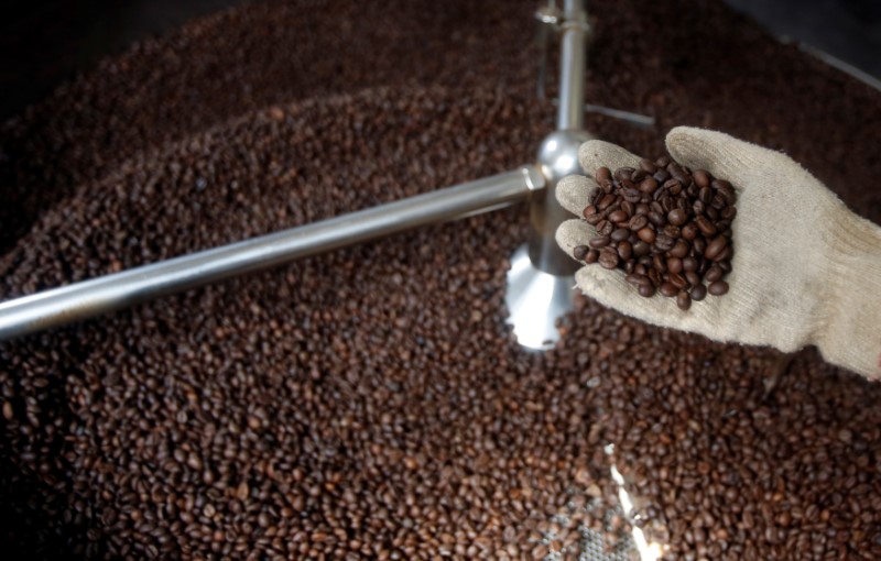 Thị trường cà phê trong nước ghi nhận mức giá cao kỷ lục trong tháng 8