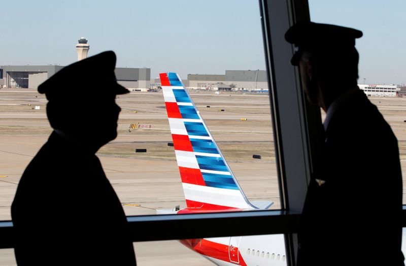 American Airlines urges employee vaccinations amid Biden push