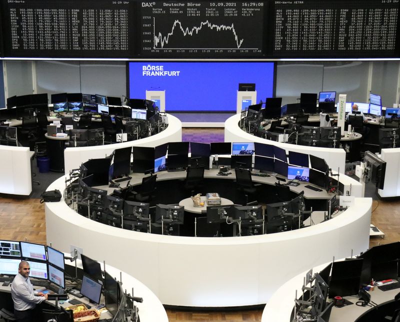 European stocks snap 4-day losing streak as oil, banks rise