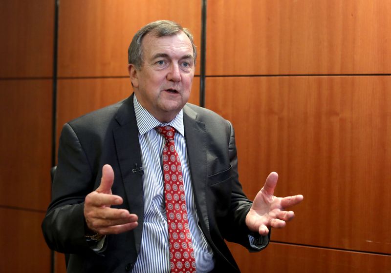 Barrick eyes new mines, not deals, for future growth