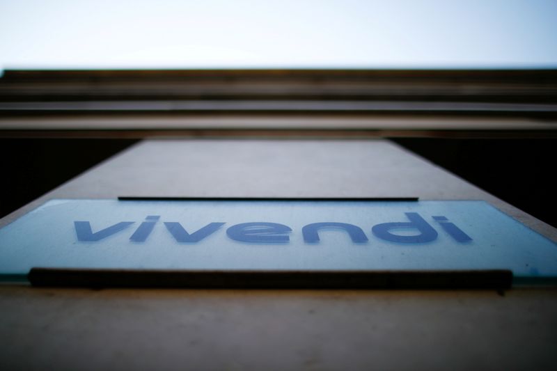 Vivendi paves way for Lagardere takeover with Amber stake buy