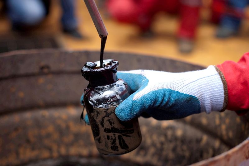 Oil looks set to test 3-year high as supplies tighten
