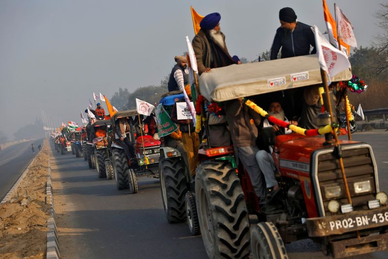 Indian farmers aim for nationwide protests against reforms on Monday