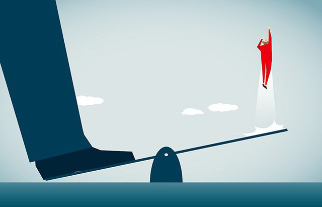 Đòn bầy dài 25 lần - Bạn có thể thành triệu phú hoặc mất nhà chỉ sau một lệnh đầu tư!