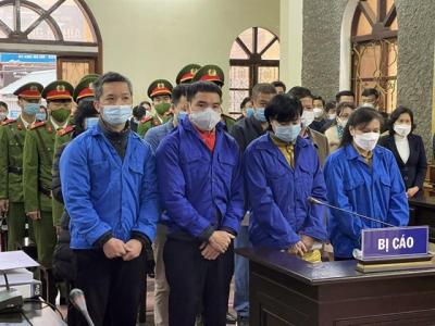 Chủ mưu vụ 'thổi giá' thiết bị y tế tại Sơn La nhận án 8 năm tù