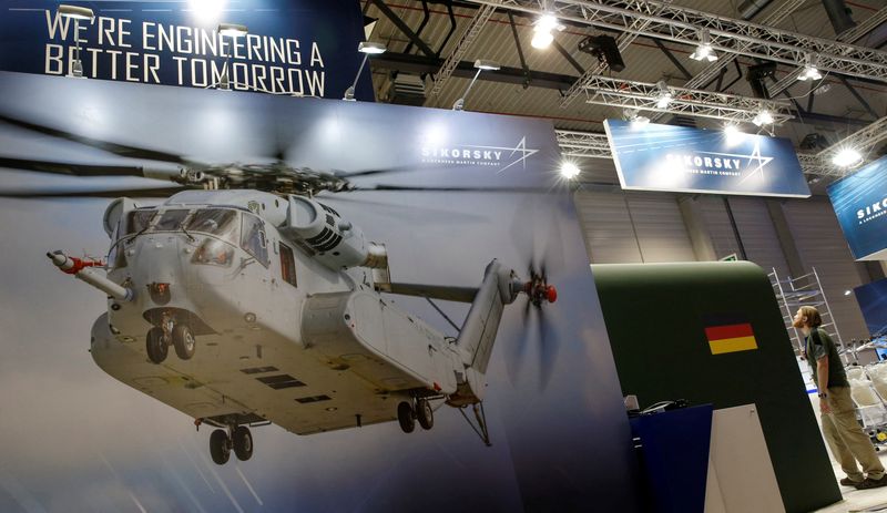 Israel signs deal to buy $2 billion in U.S. helicopters, tankers