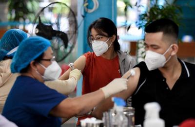 Việt Nam là một trong 6 nước có tỷ lệ phủ vaccine cao nhất thế giới