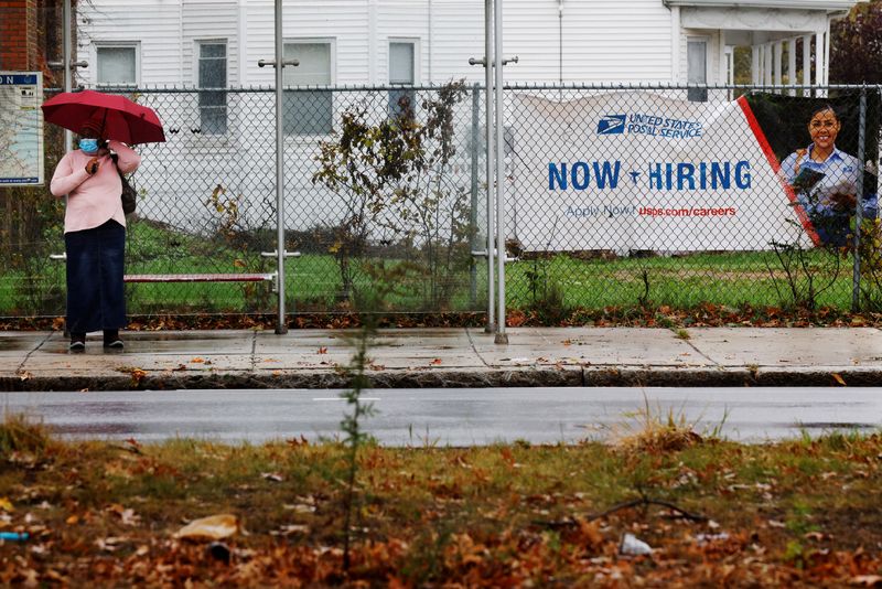 U.S. job growth underwhelms in December; unemployment rate dives to 3.9%
