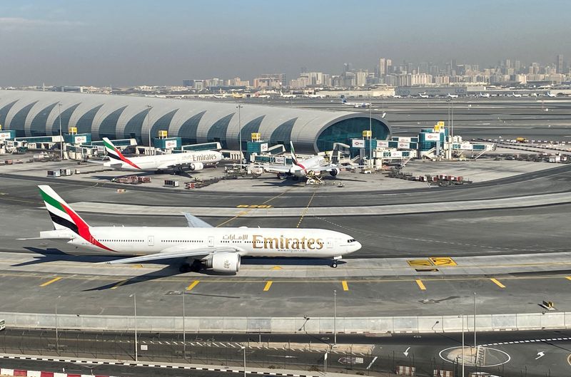 Dubai's Emirates suspends flights to several U.S. destinations on 5G concerns