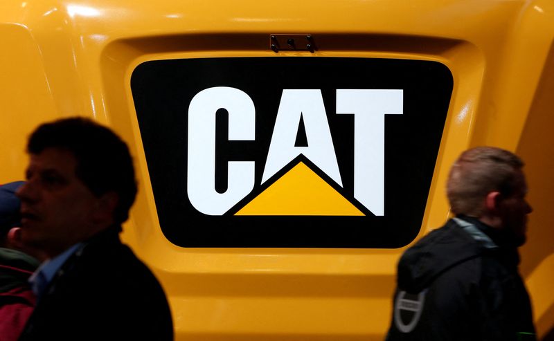 Union Pacific to buy 10 battery locomotives from Caterpillar